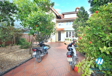 Beautiful garden house for rent in Au Co street, Tay Ho District, Ha Noi